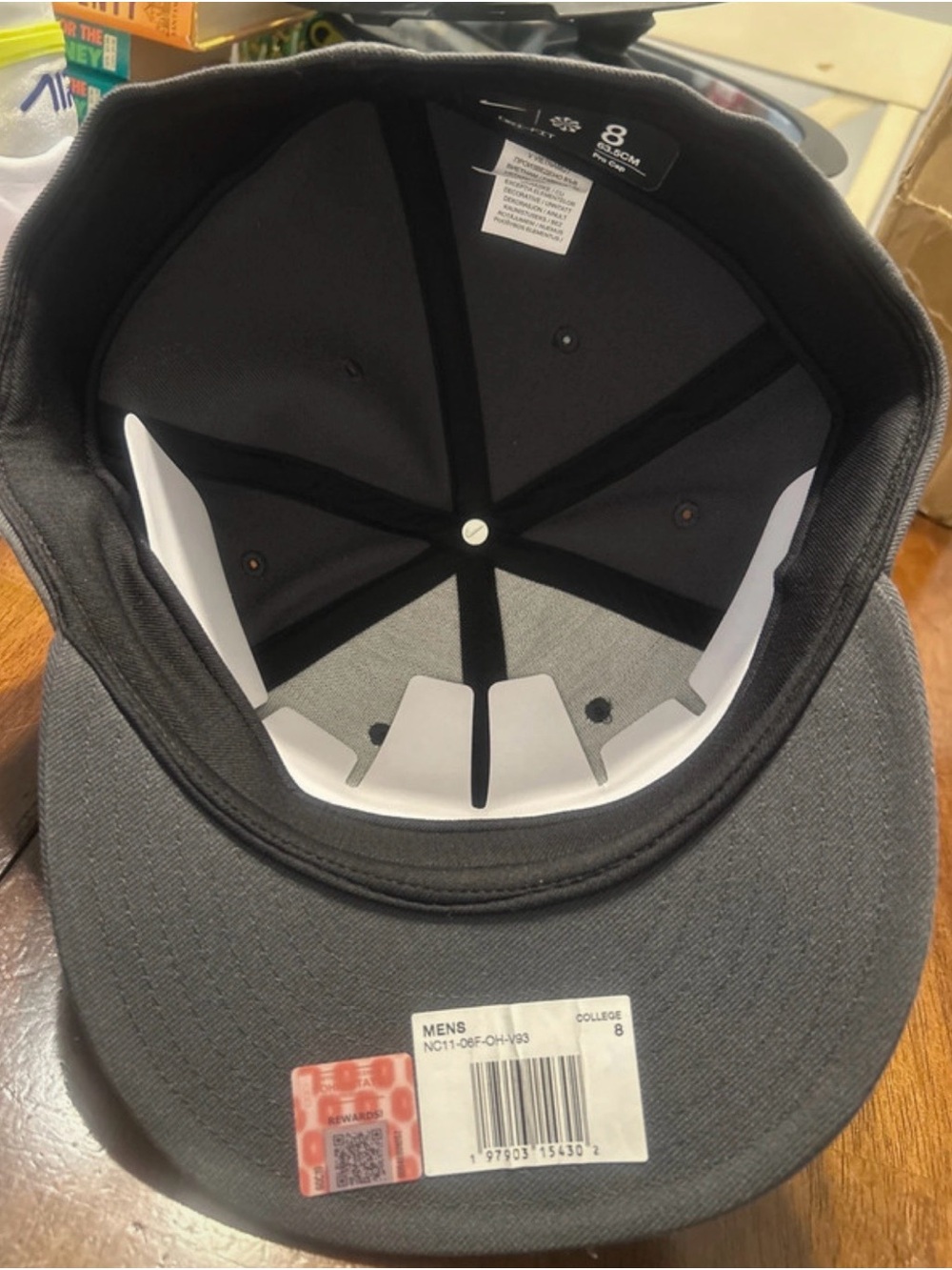 Brand New - Picture 3 of 6